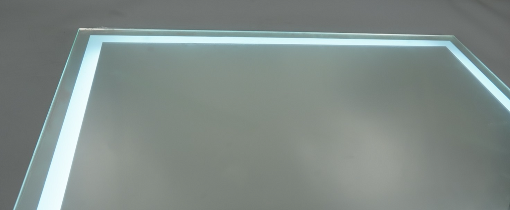 LED Makeup Mirror Lighted Vanity Mirror 100 x 73cm