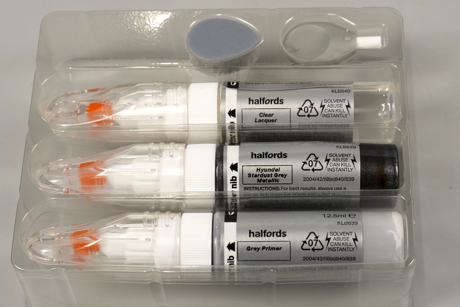 Hyundai Stardust Grey Metallic Touch Up Paint Stone Chip & Scratch Repair Kit