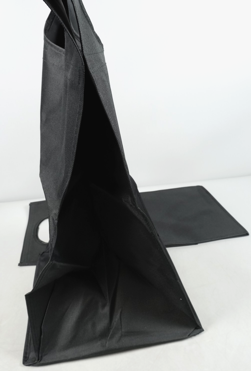 Laundry Basket 2 Compartments with 2 Storage Shelves Removable Bags 46L