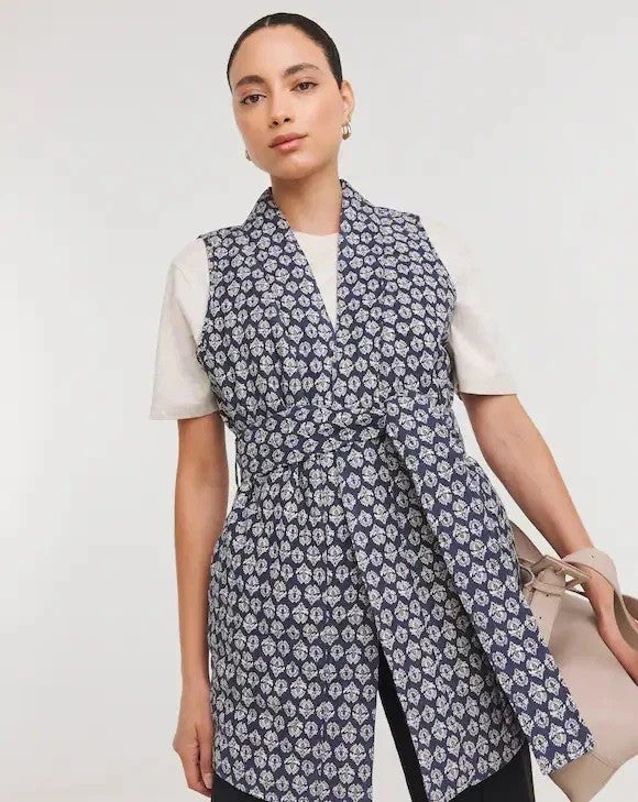 Quilted Gilet Size 26 JD Williams Mono Print Washed Gilet New with Tags Blue