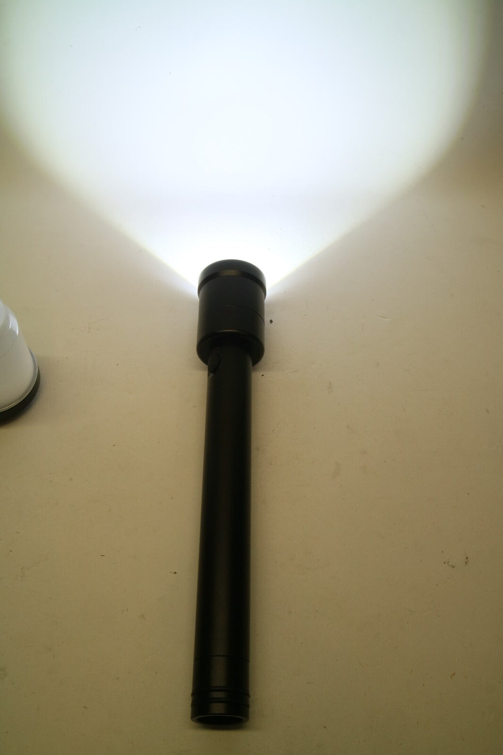 Telescopic Zoomable Light Flashlight Camping 1000 Lumens 3 in 1 IP65 Waterproof