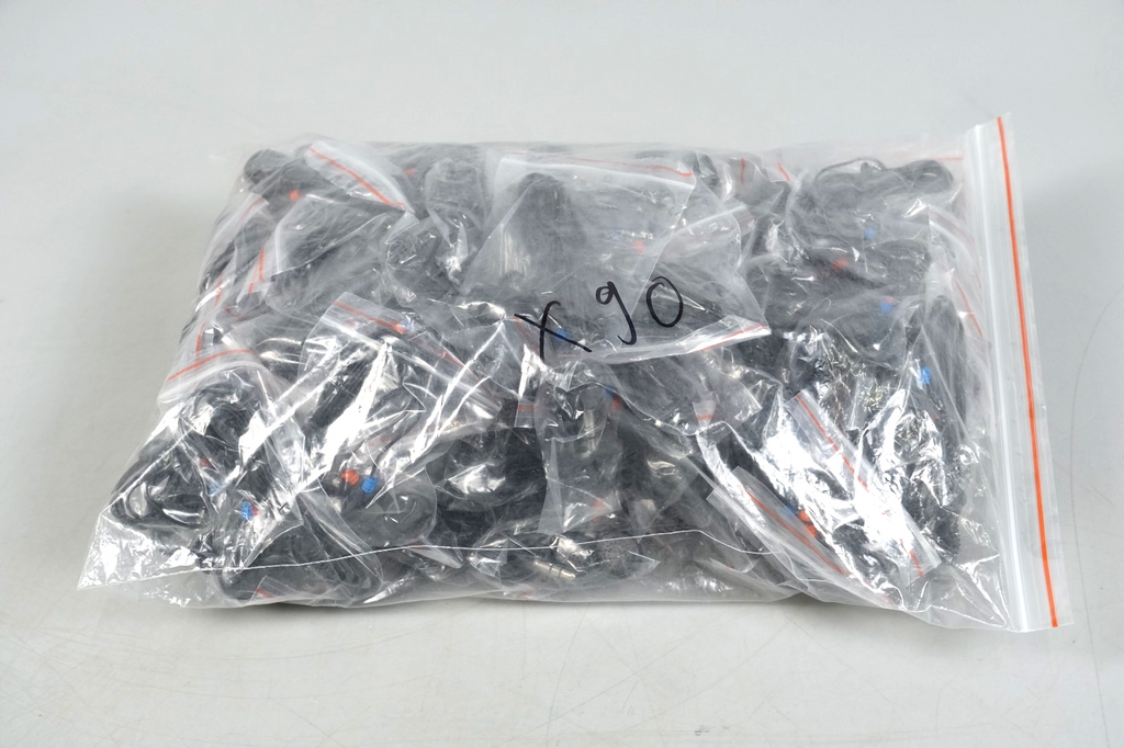 JOBLOT Disposable Earbuds Headphones Bulk Earphones for Schools, Libraries etc