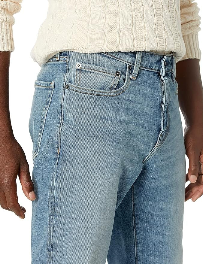30W28L Men's Straight-Fit Stretch Jean - Light Wash Blue - Amazon Essentials