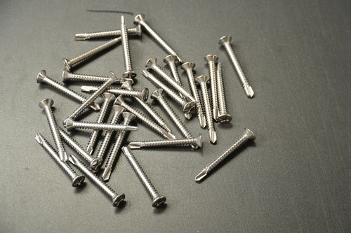 30 Pack Glvaner M5.5 x 50mm 410 Stainless Self Drilling Countersunk Screws