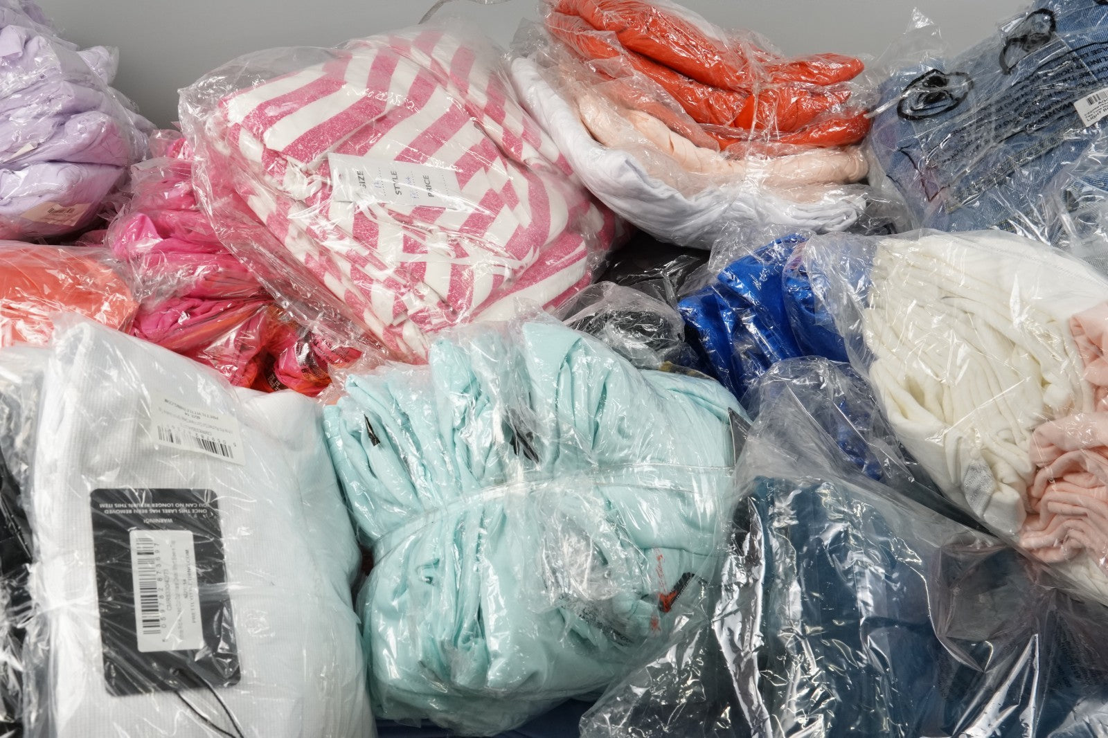 JOBLOT Branded Clothing approximative 8 packs 75 pieces Bulk New with tags