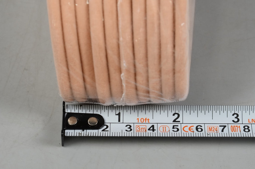 25 Velvet Coat Hangers 41.5 cm Wide Space-Saving 360° Swivel Light Pink