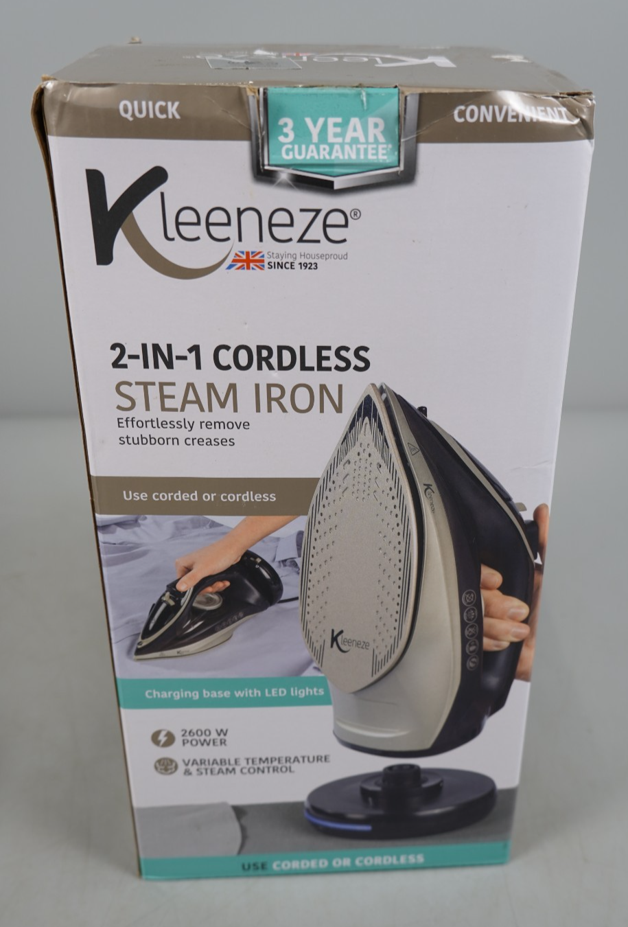 2 in 1 Steam Iron Cordless Kleeneze 2600 W