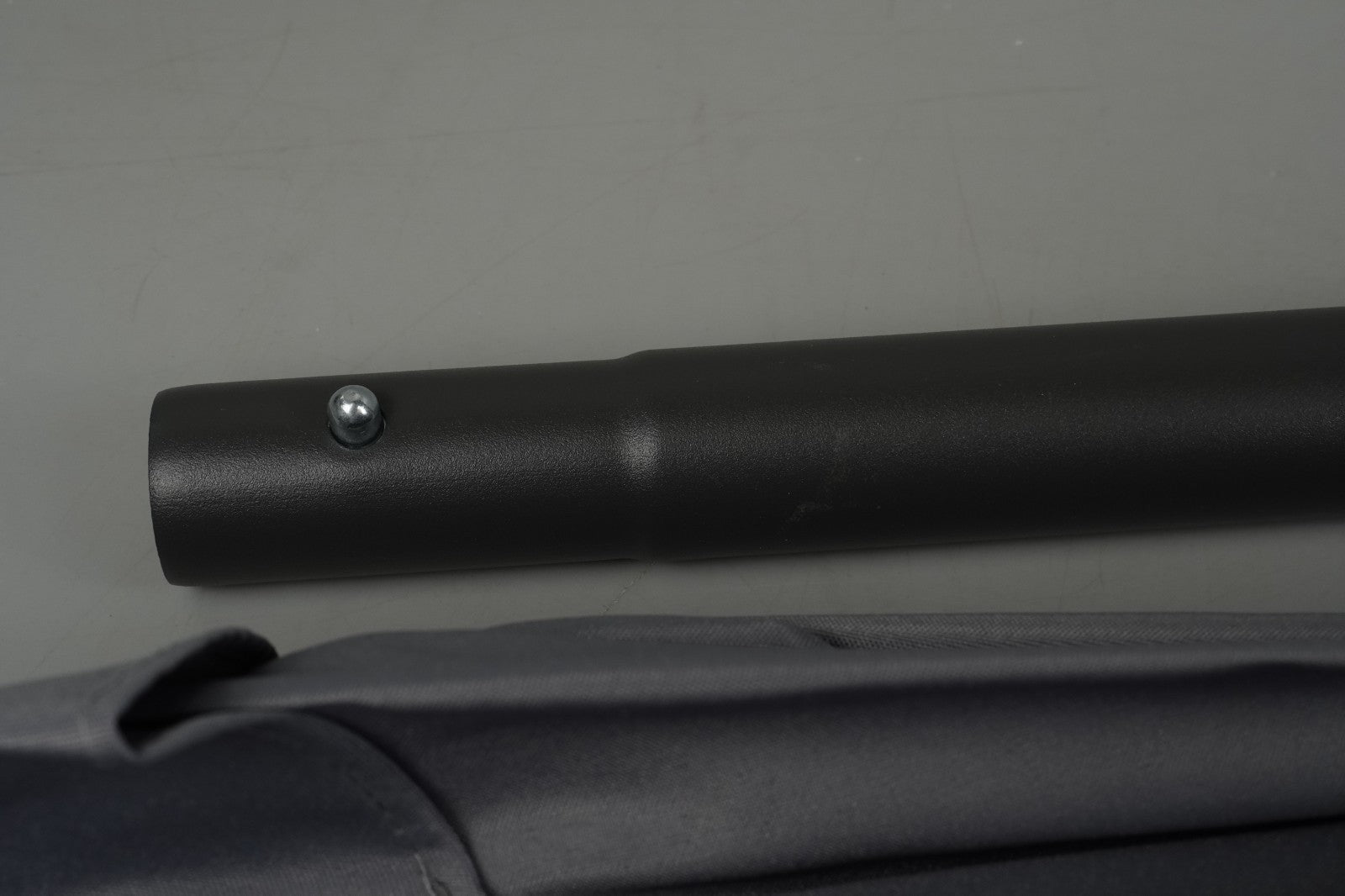 2.5M Grey Garden Parasol Sun Shade Umbrella SunDazeCrank Handle Tilt Mechanism