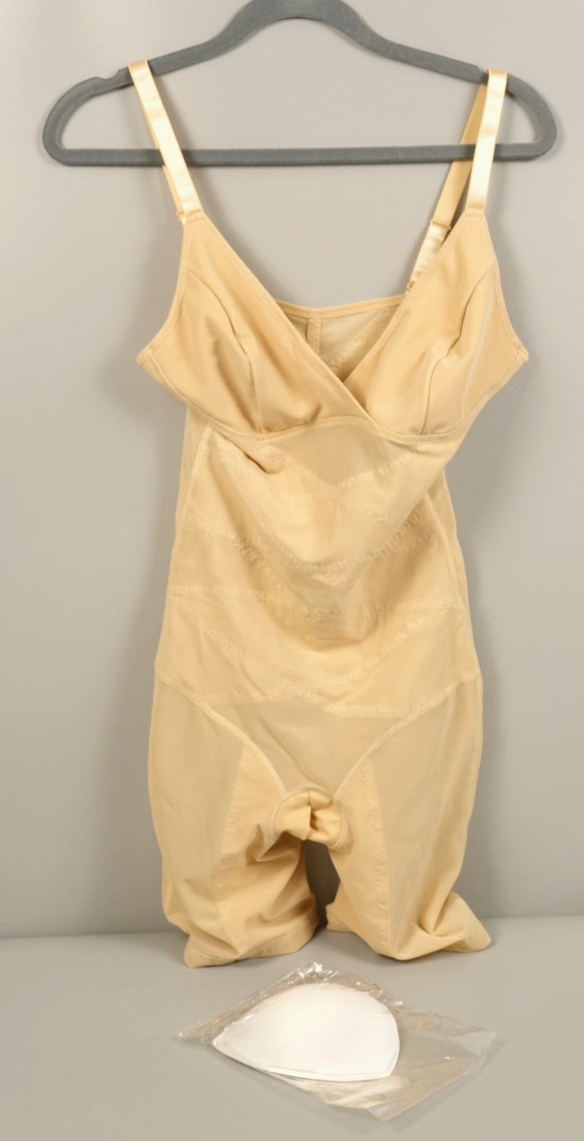 Women Shapewear Bodysuit Shaper V Neck Butt Lifter Full Body Tummy Control MEDIU