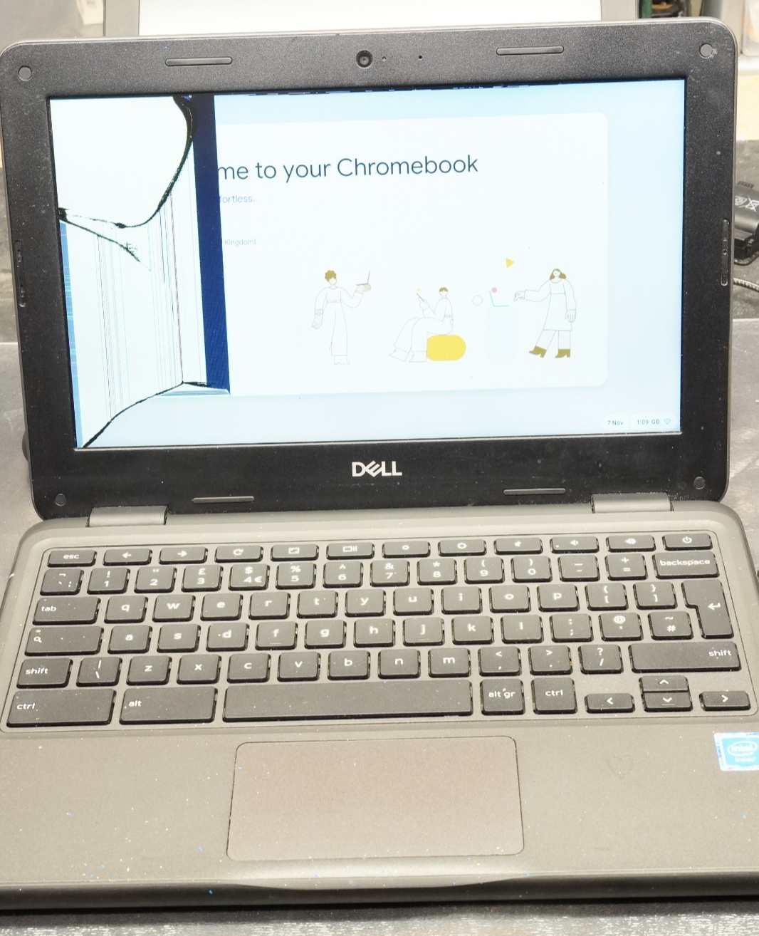 FAULTY DELL Chromebook 3100 P29T Cracked Screen No Battery