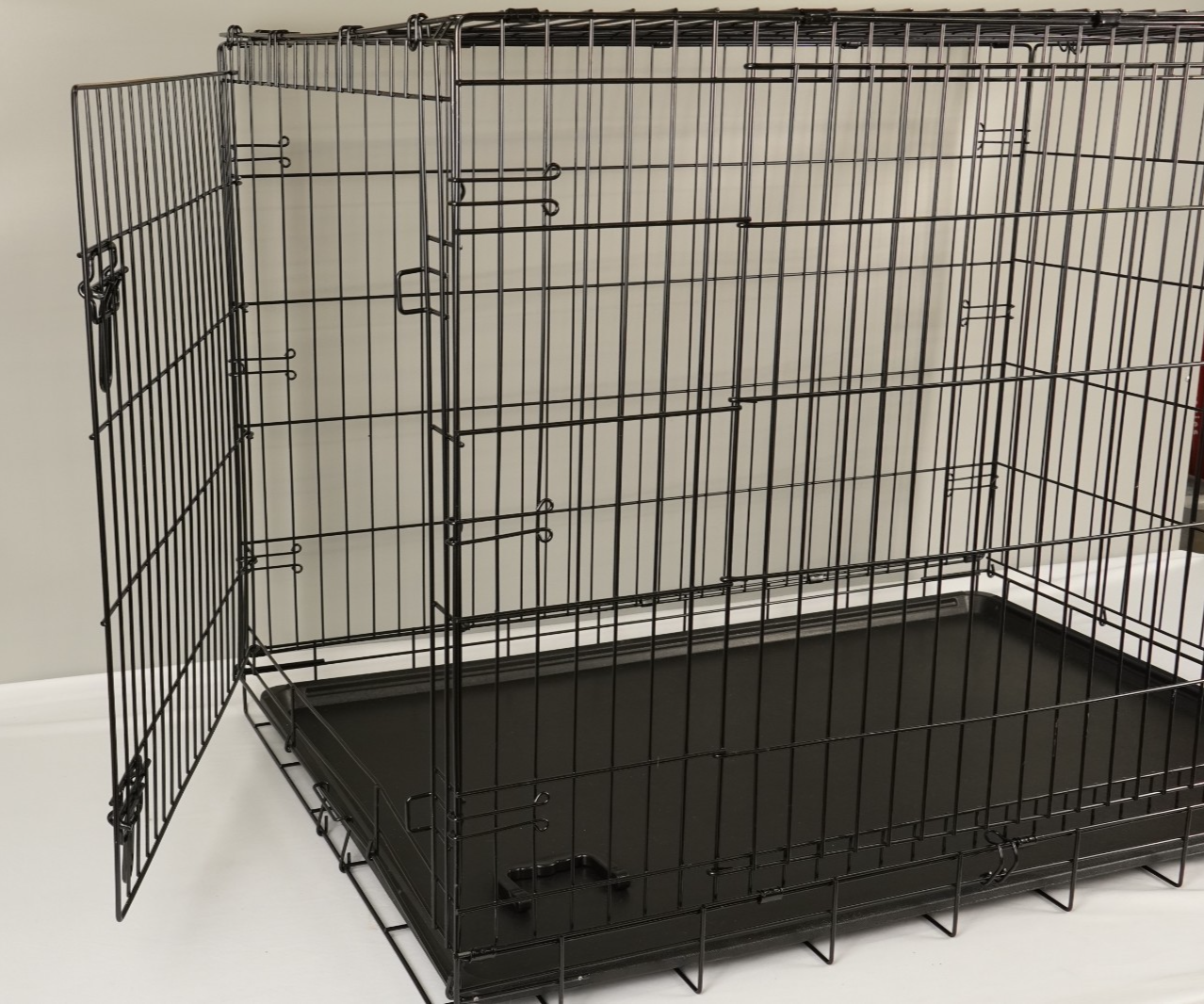 Extra Large Pet Cage Puppy Crate Carrier Double Door 42 in Black - FAULTY