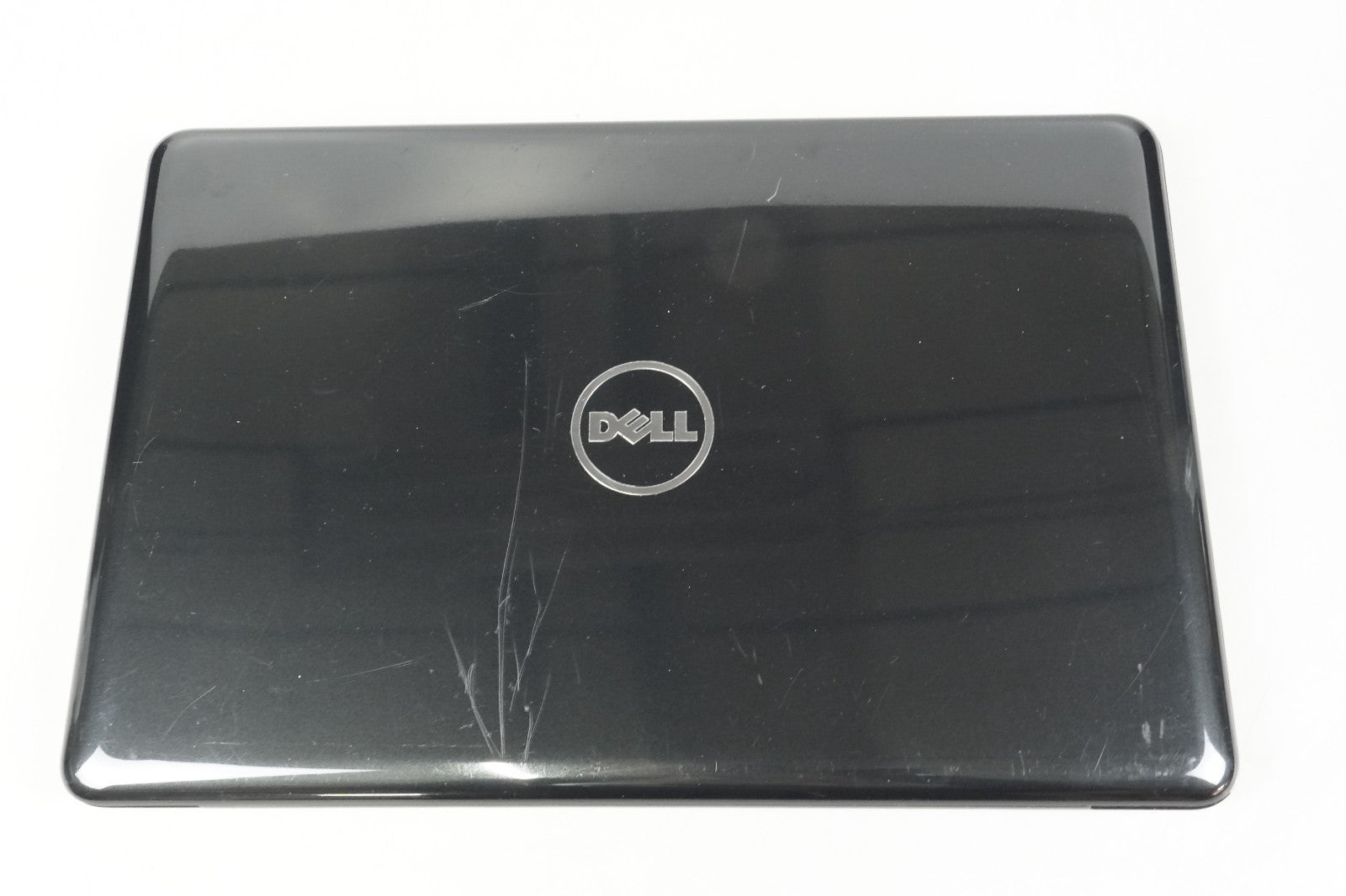 Laptop Dell Inspiron P66F AMD A10 9600P RADEON R5 2.4GHz 8GB RAM 256GB SSD