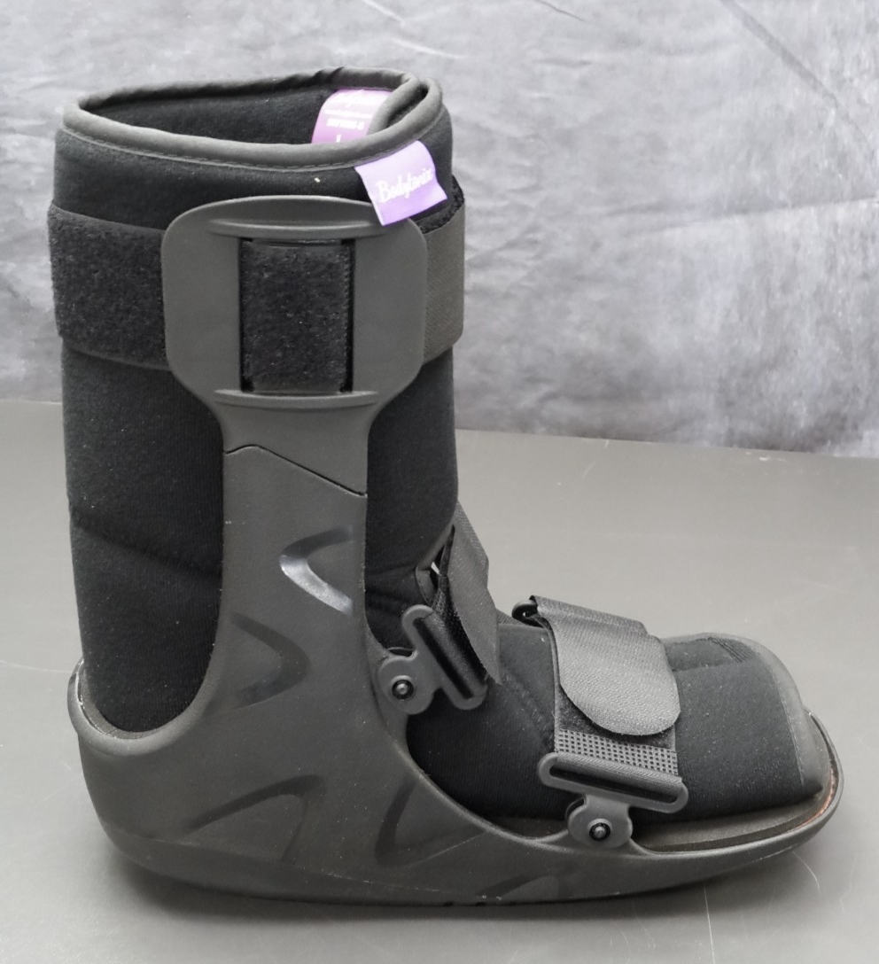 Walking Boot Size L Orthopaedic Foot Brace  Bodytonix SW1006-S