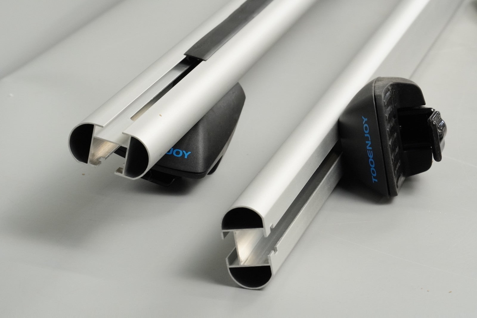 135cm Roof Rack Cross Bars, Adjustable Aluminum Roof Bars, Fits Most Existing Ra