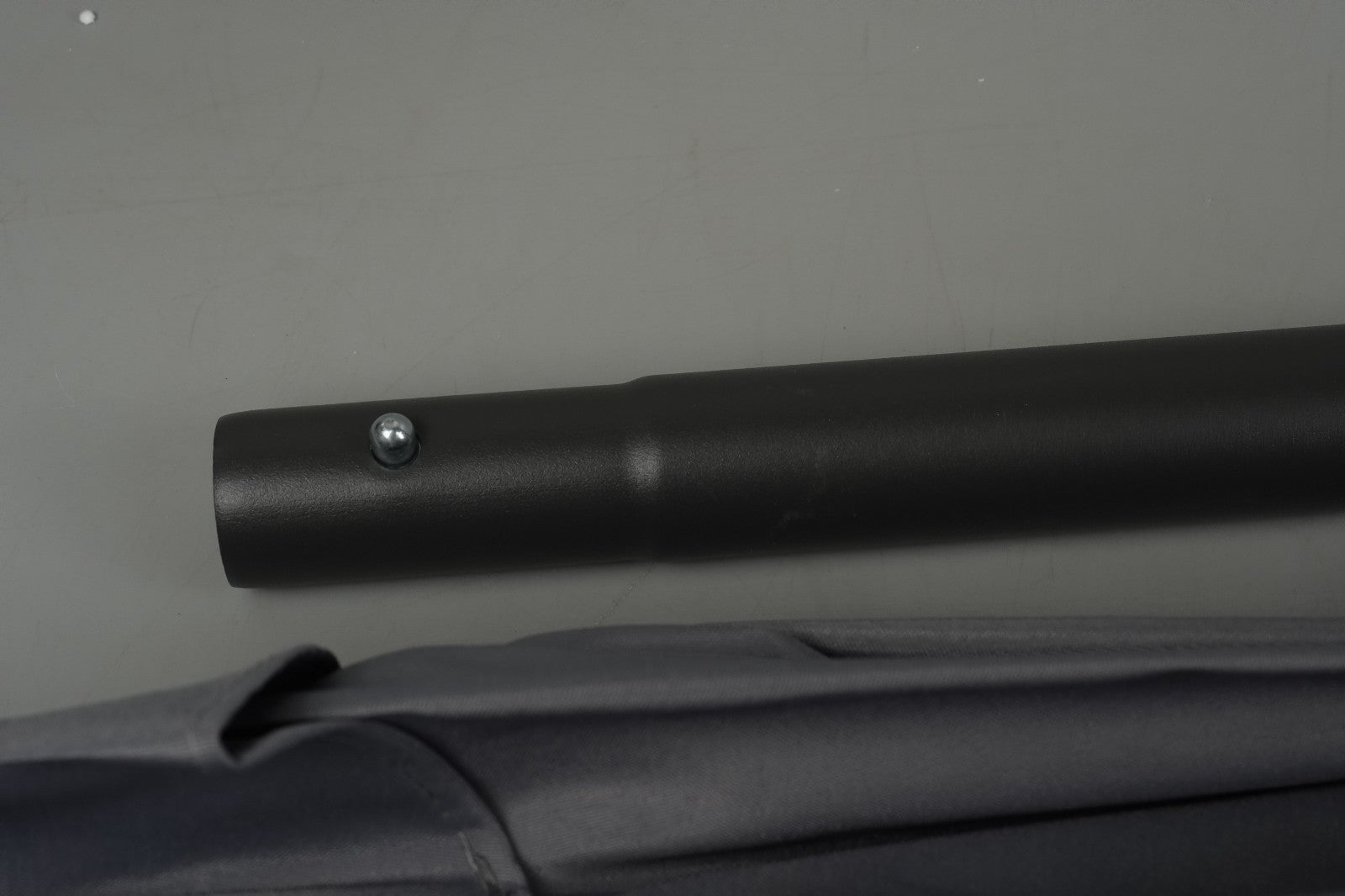 2.5M Grey Garden Parasol Sun Shade Umbrella SunDazeCrank Handle Tilt Mechanism