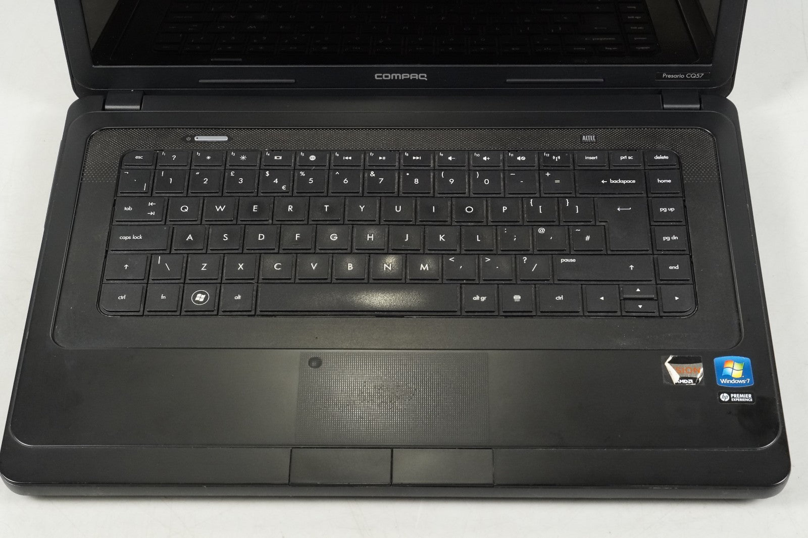 Compaq Presario CQ57, AMD E-300 APU, 4GB RAM, 128GB SSD, BAD Battery