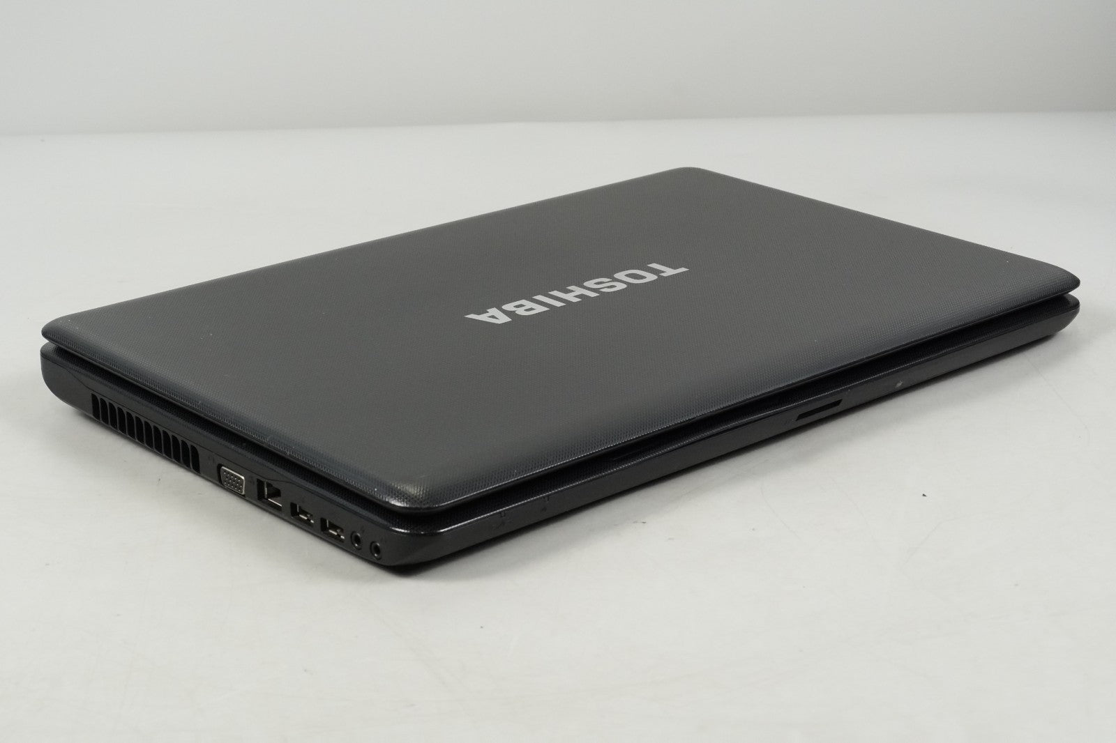 TOSHIBA SATELLITE PRO C660-16X, Core 2 Duo T6670 2.2GHz, 4GB RAM, 128GB SSD WiFi