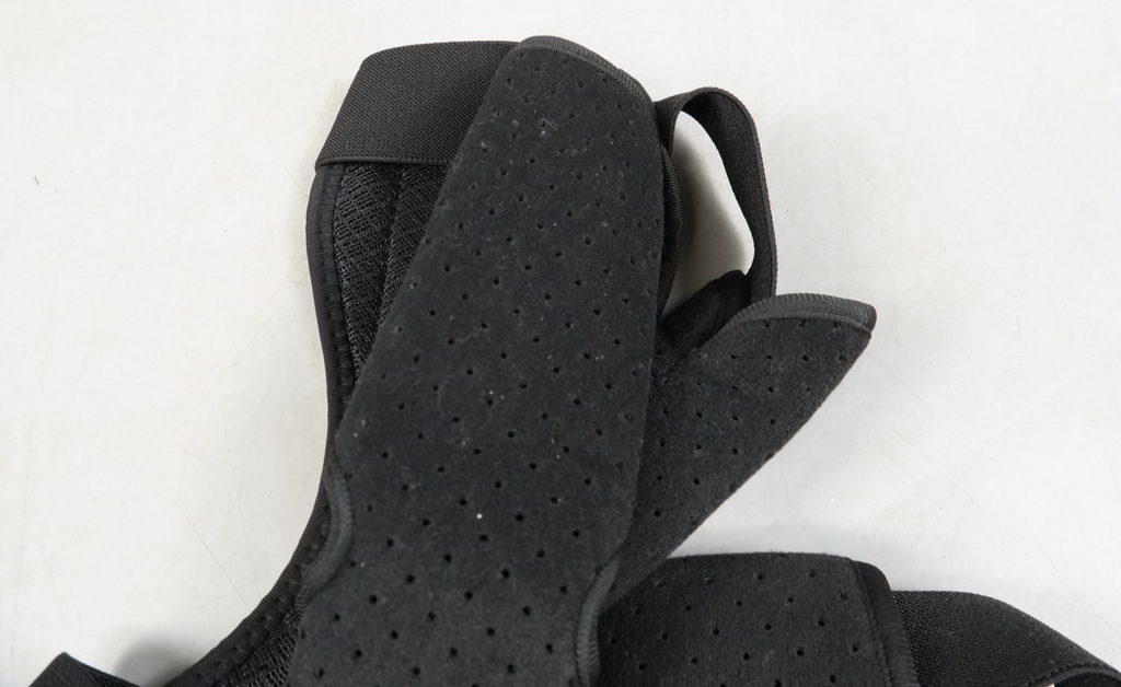 Posture Corrector Adjustable Back Brace Back Support Belt (M, Waist 35'- 47')