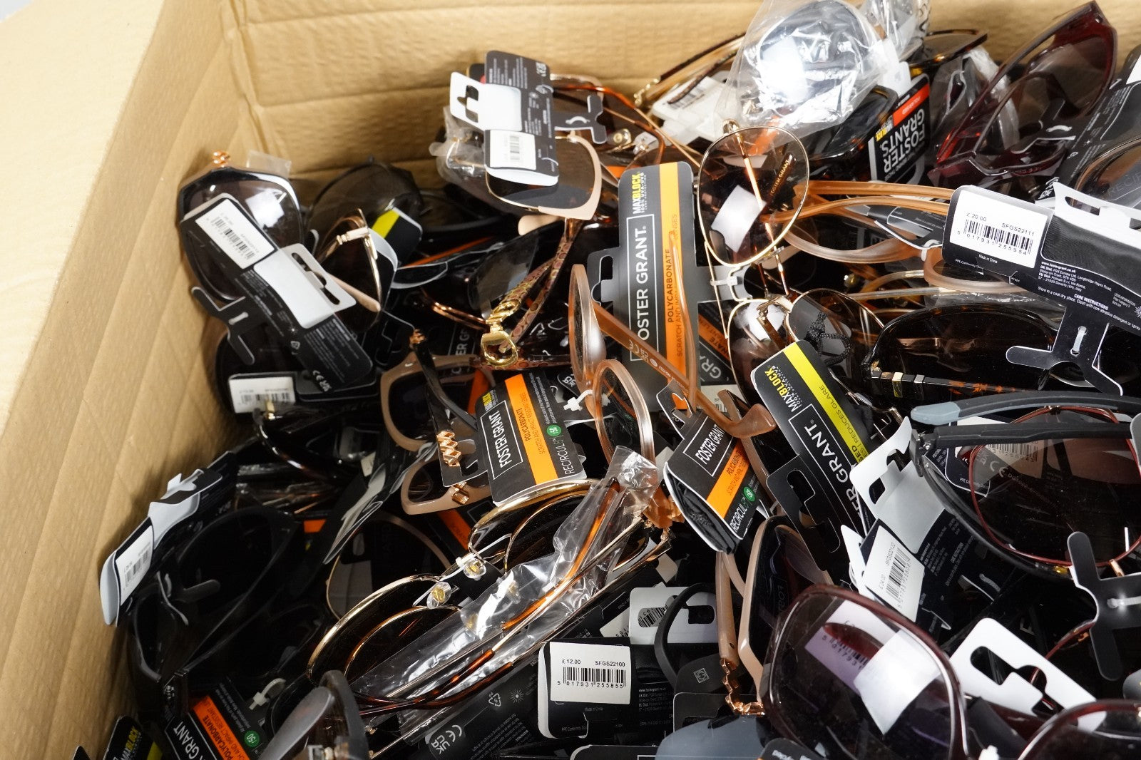 JOBLOT 300 Mixed Mens & Females Foster & Grant Sunglasses over £4000 RRP Carboot