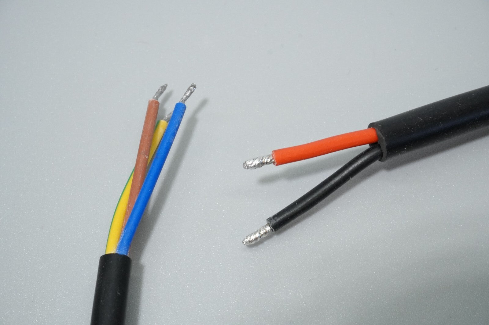 LED Driver 12V 100W 8.3A IP67 Waterproof Ultra Slim AC 240V to 12 V DC Constant