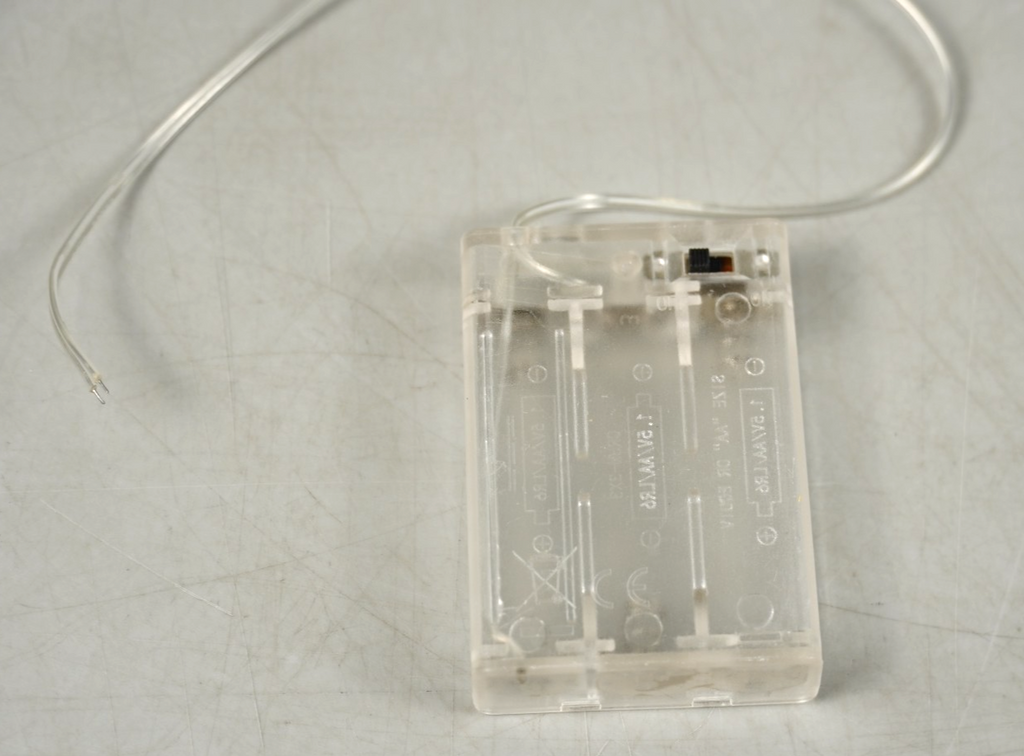 4pcs Battery Holder Box Wired ON/OFF Switch for 3x AA 1.5V Batteries Clear