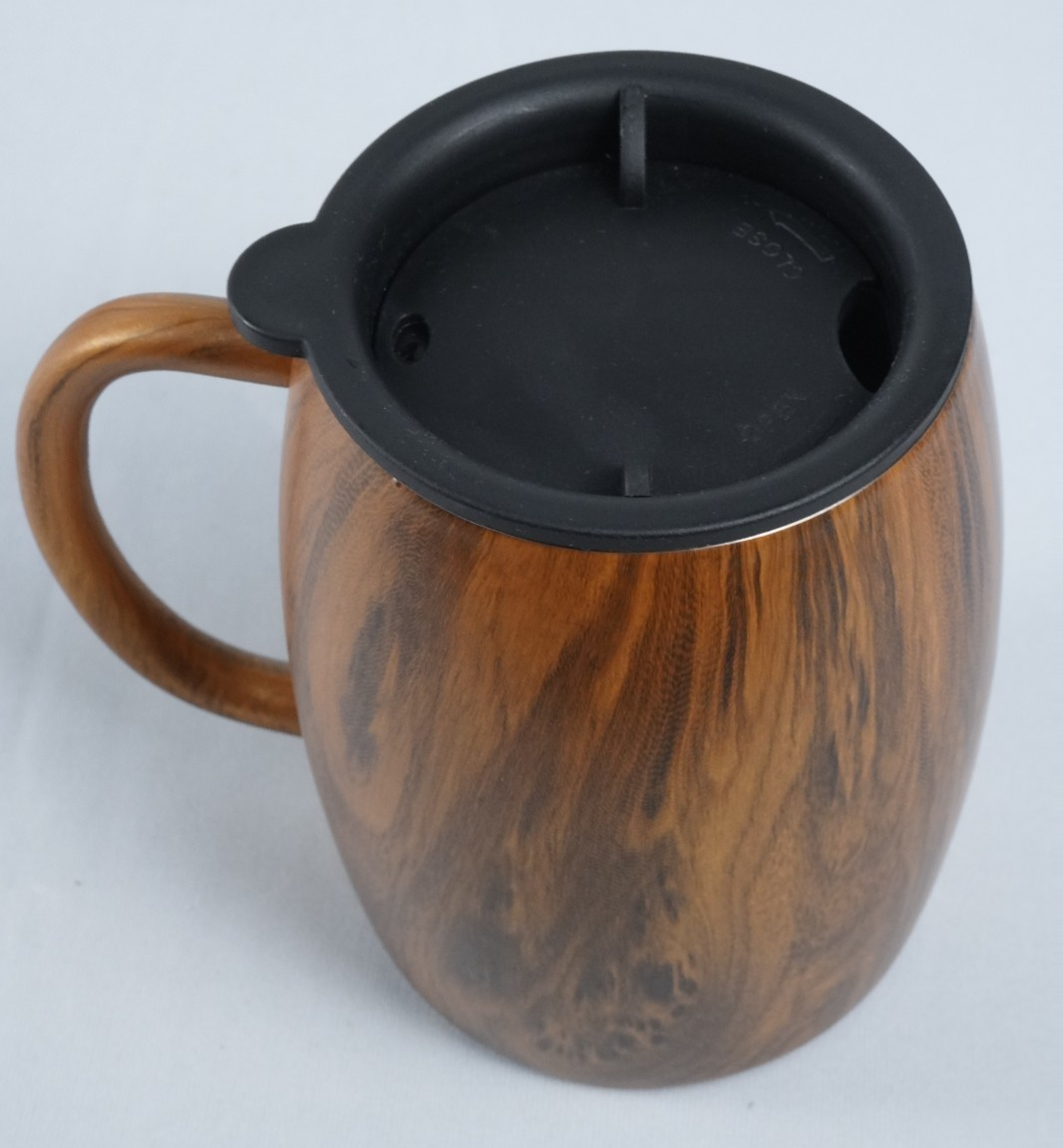 Double Wall Insulated Stainless Steel Mugs 2pcs w Wooden Finish Spill Resistant