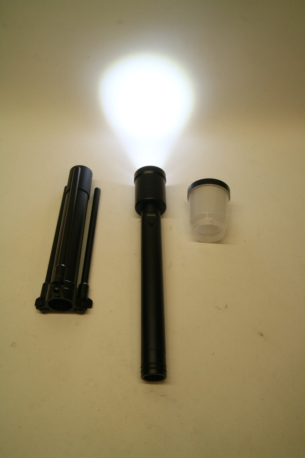 Telescopic Zoomable Light Flashlight Camping 1000 Lumens 3 in 1 IP65 Waterproof