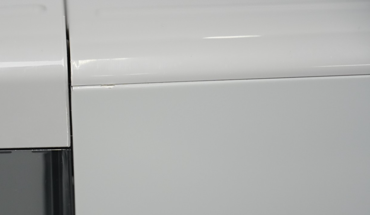 Espresso machine with digital LED display Salter with milk frothing wand