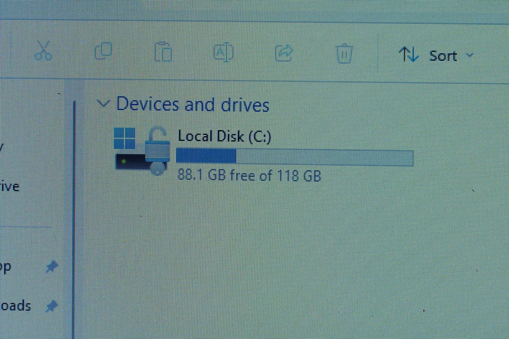 HP TPN-C125 15.6in Laptop Core i3 5005U 2GHz 4GB RAM 128GB SSD NO BATTERY