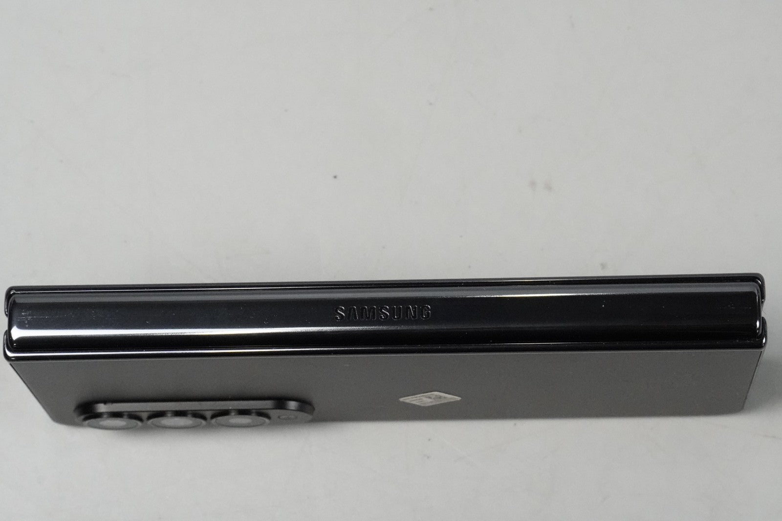 Samsung Galaxy Z Fold4 SM-F936B/DS - 256GB - Phantom Black (Unlocked)