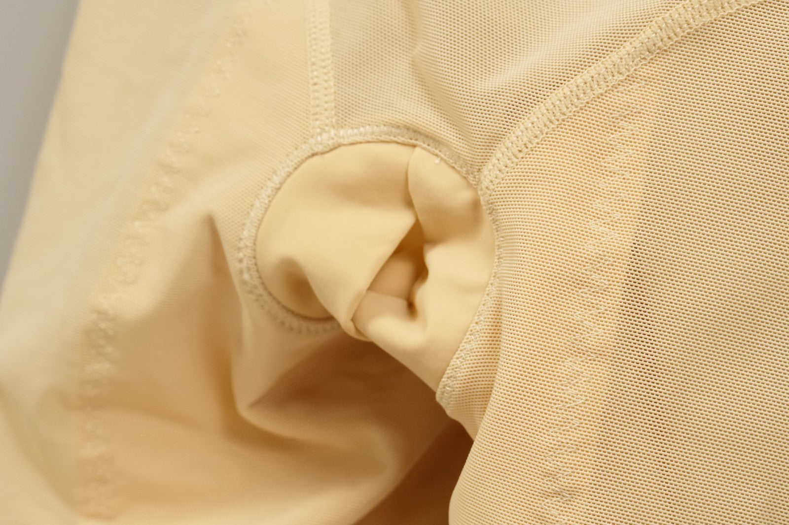 Women Shapewear Bodysuit Shaper V Neck Butt Lifter Full Body Tummy Control MEDIU