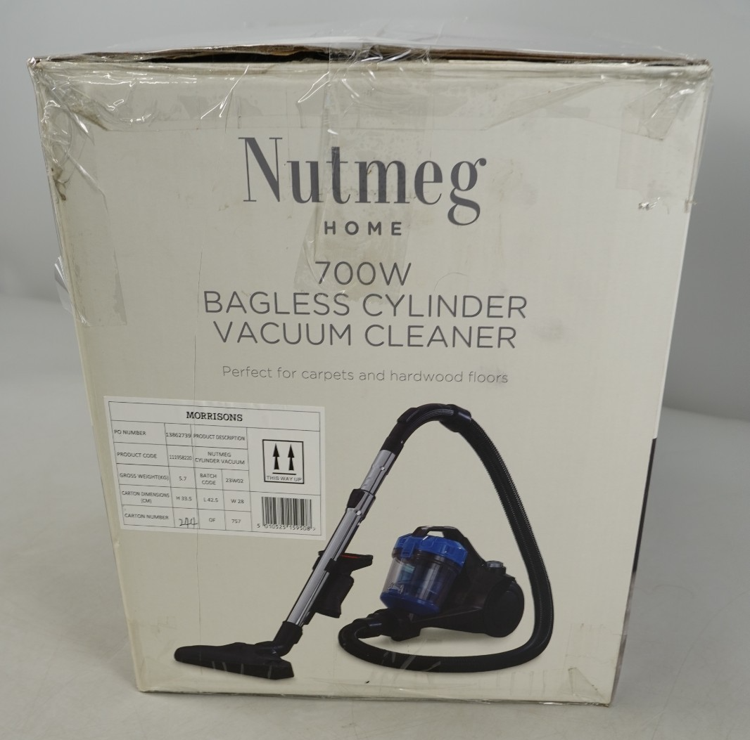 Cylinder Vacuum Cleaner 700W Bagless