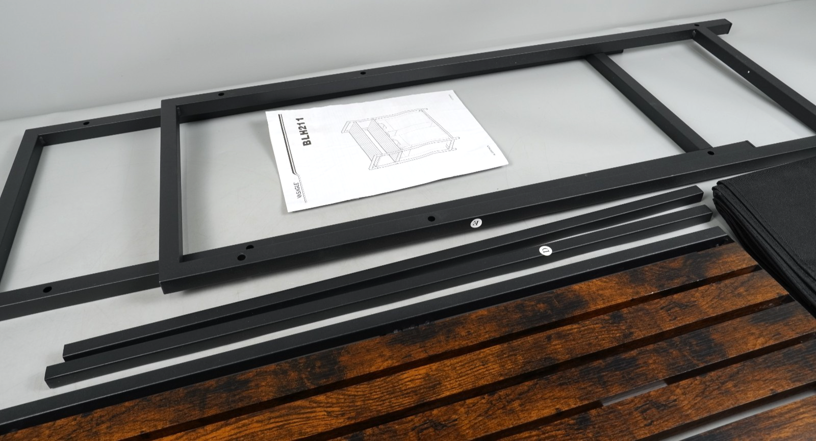 Laundry Basket 2 Compartments with 2 Storage Shelves Removable Bags 46L