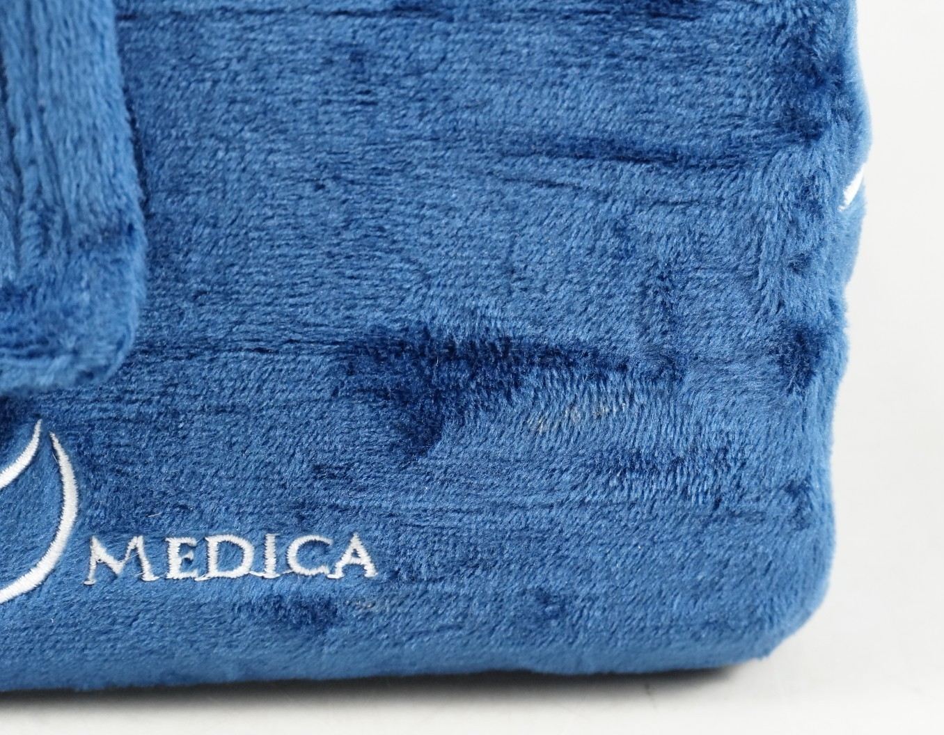 Memory Foam Knee Pillow Orthopedic Leg Pillow Sleeper cushion Sports Medica