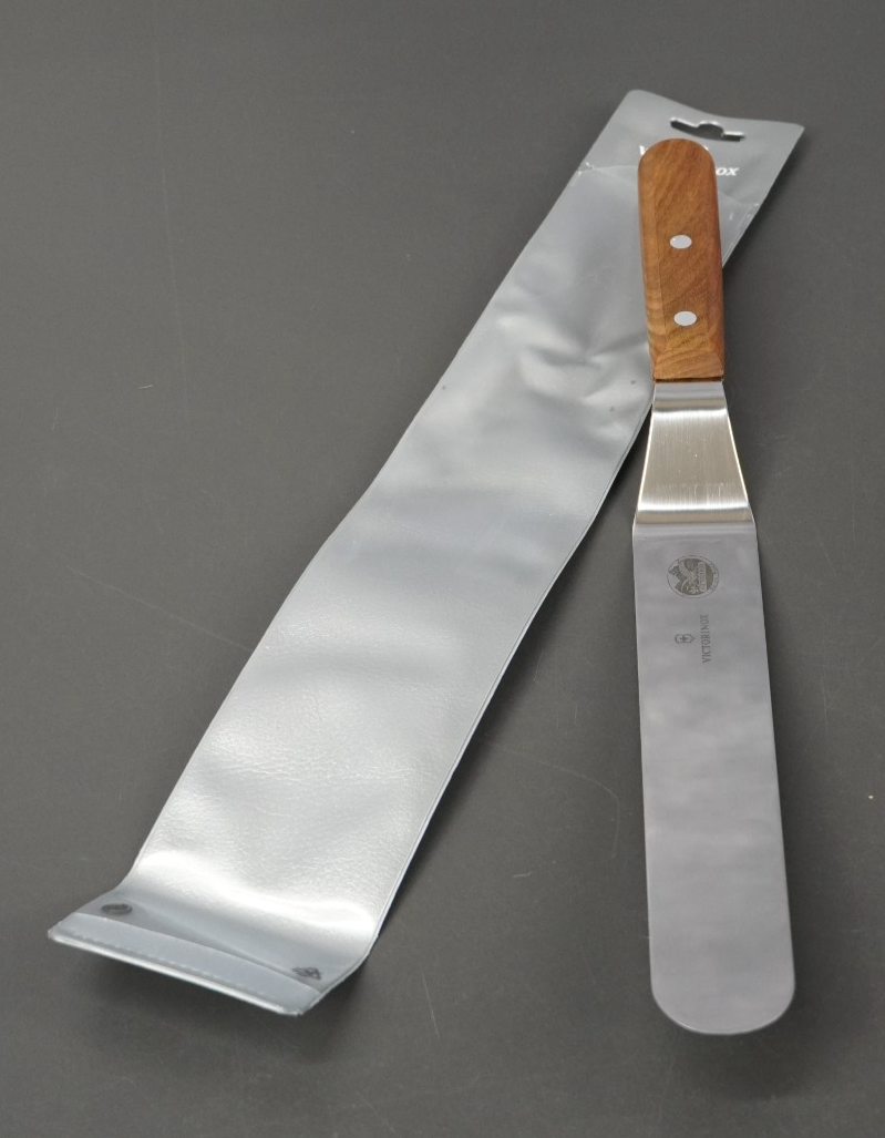 Victorinox Angled Palette Knife 25cm Spreading Lifting Cutting Cakes Wooden Hand