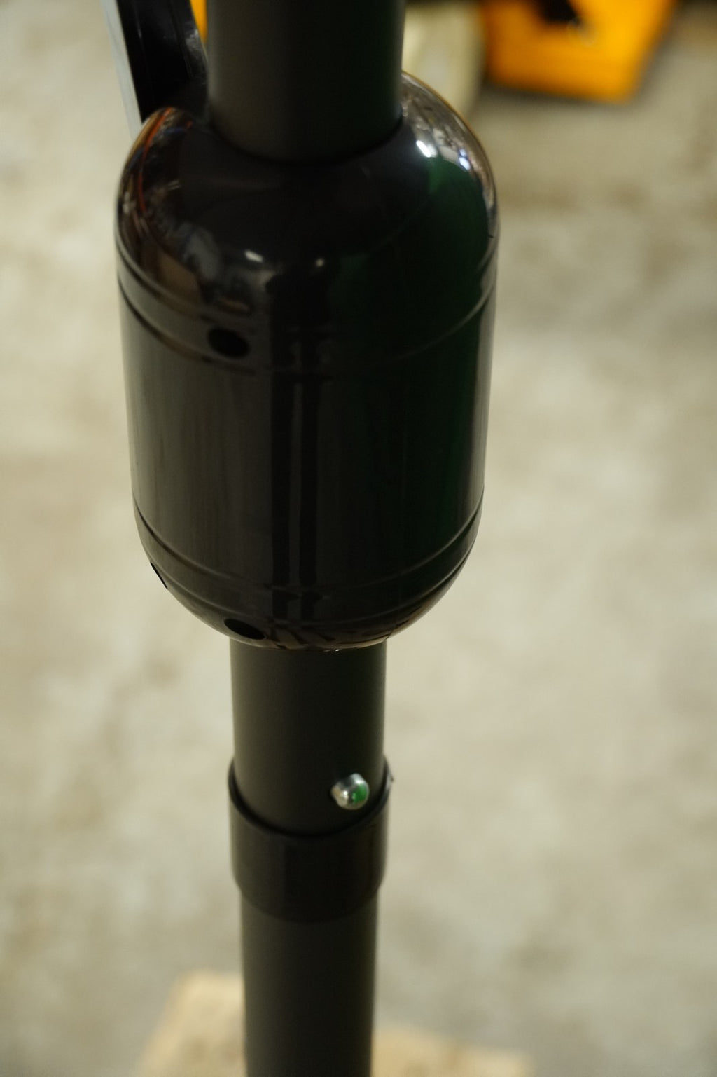 2.5M Grey Garden Parasol Sun Shade Umbrella SunDazeCrank Handle Tilt Mechanism