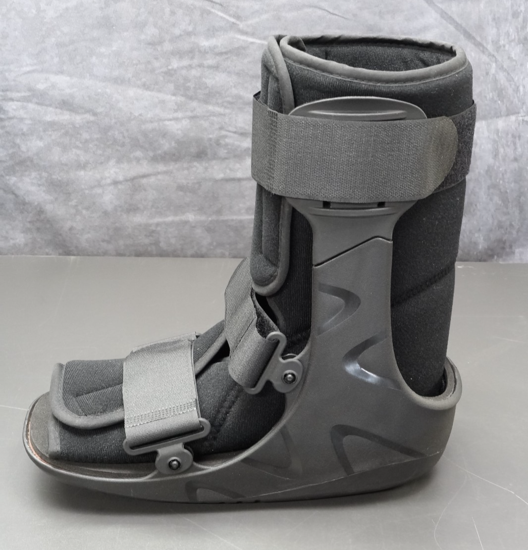 Walking Boot Size L Orthopaedic Foot Brace  Bodytonix SW1006-S