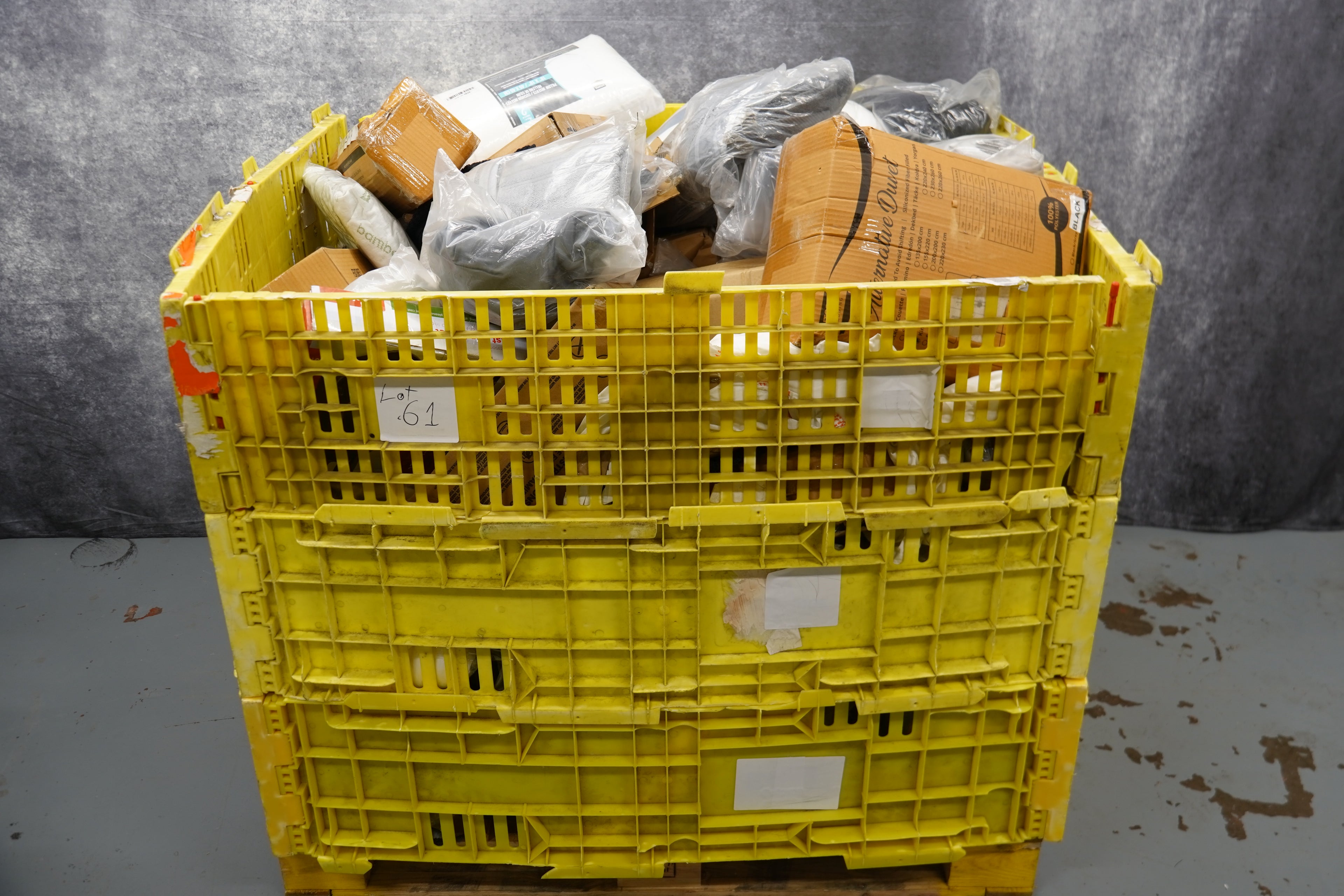 Lot 61 - Pallet of Home and Living Products