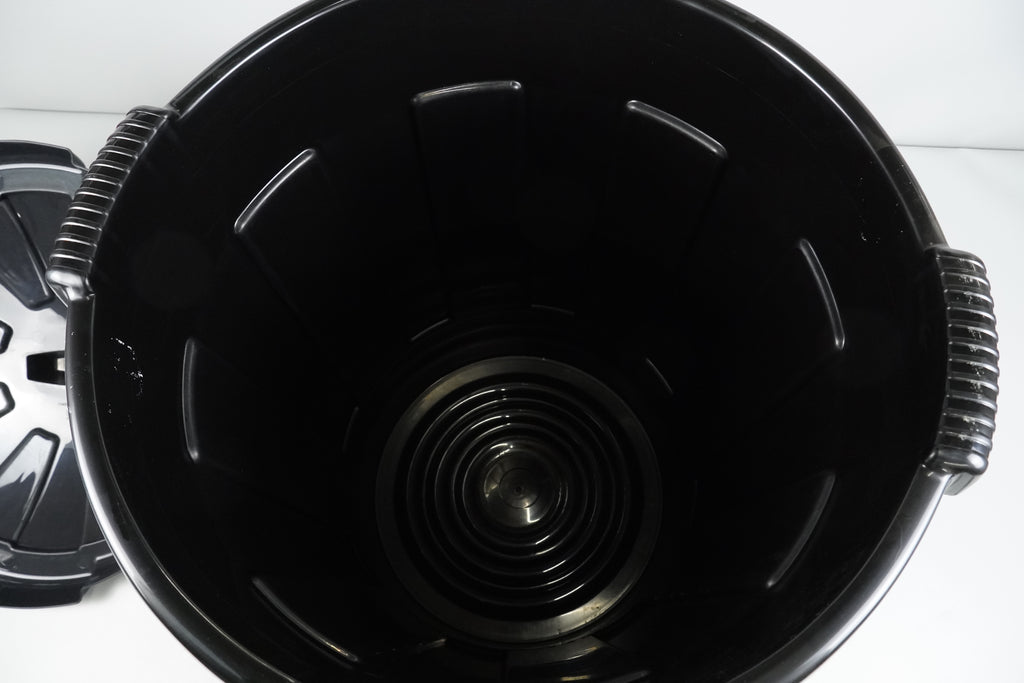 Wham 80 Litre Black Dustbin with Secure Lid – Made in Britain