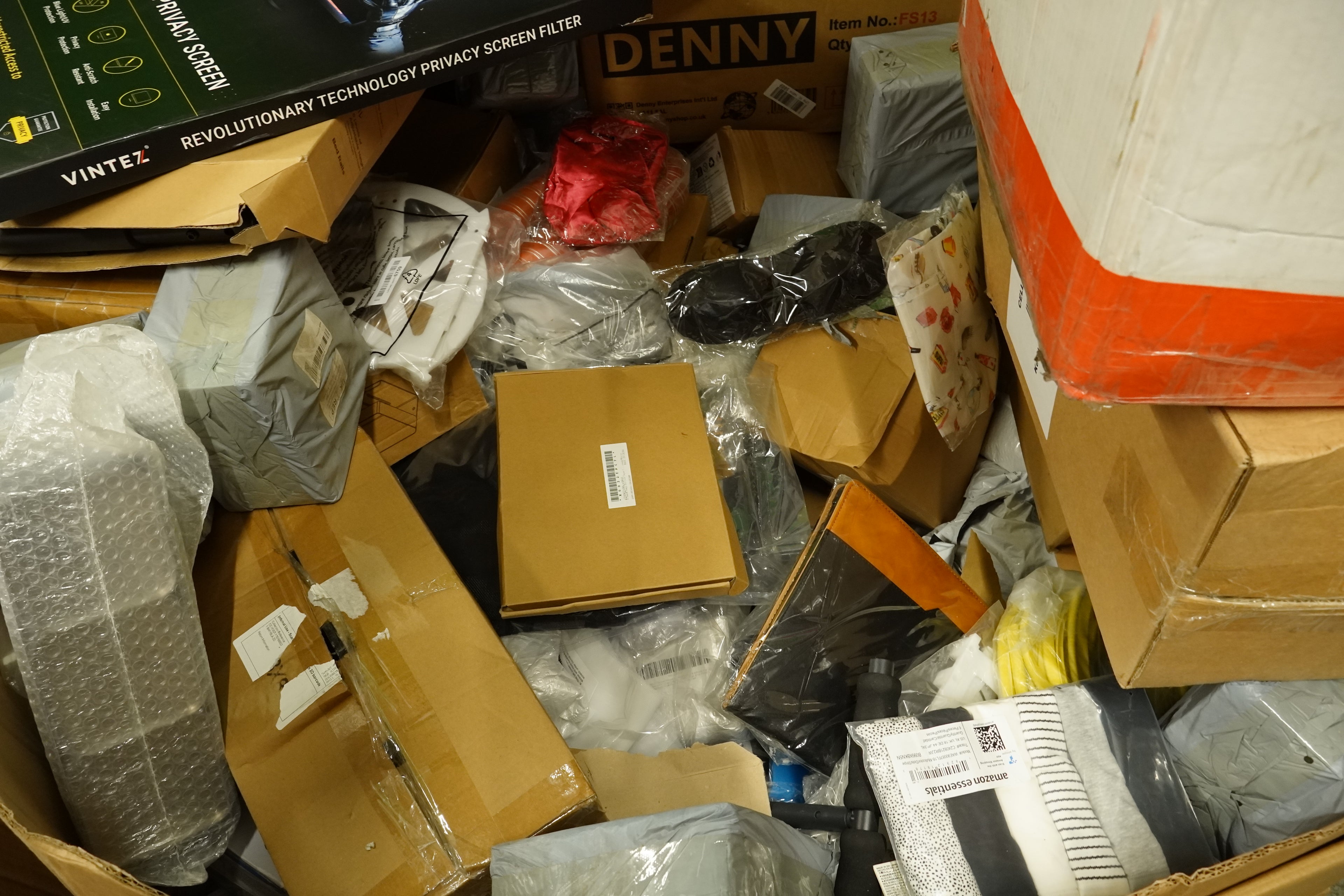 Lot 39 - Amazon Mixed pallet - new and returned items