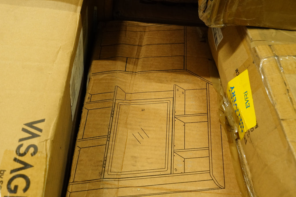 Lot 42 - Unmanifested Amazon Returns Pallet