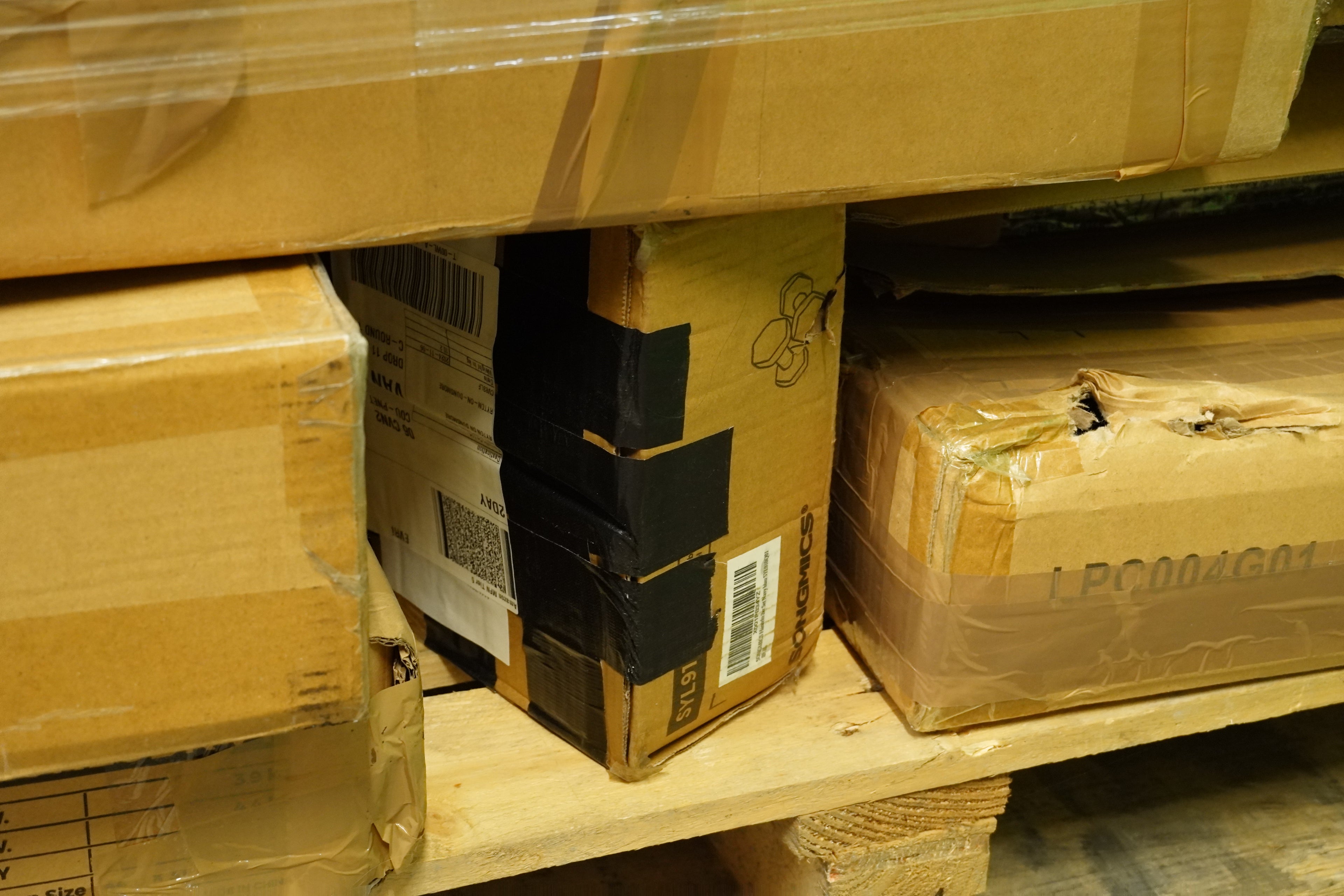 Lot 48 - Unmanifested Amazon Returns Pallet