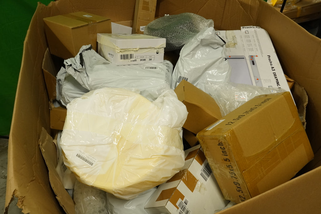 Lot 57 - Amazon Mixed Pallet of New and Returned items