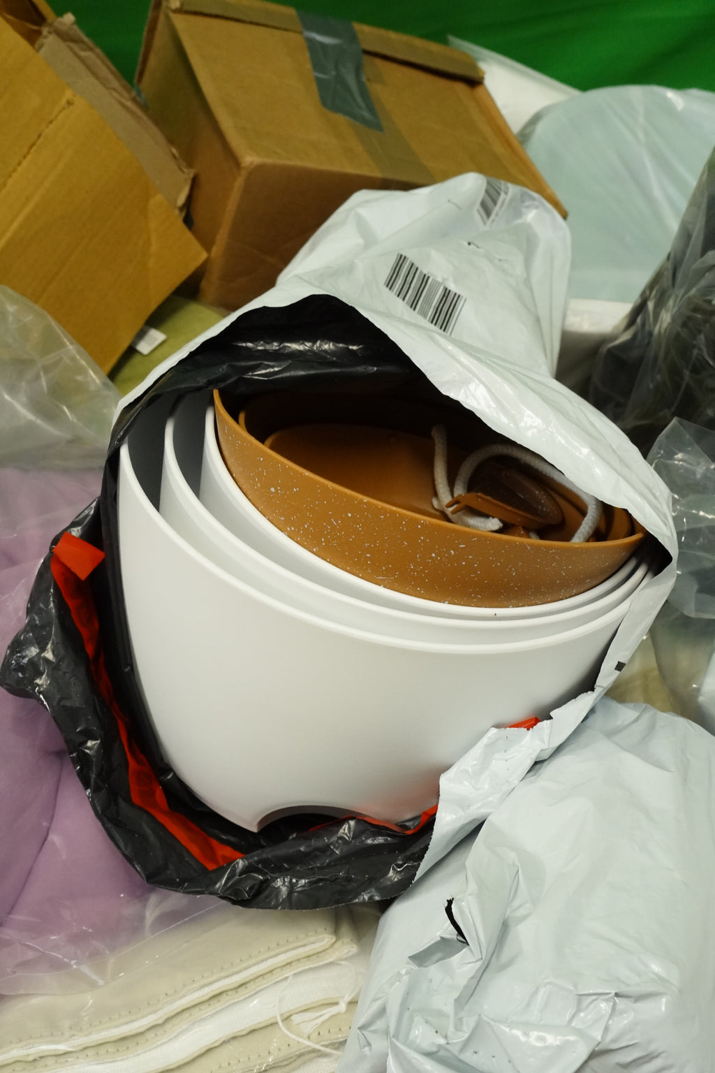 Lot 59 - Amazon Mixed Pallet of New and Returned items