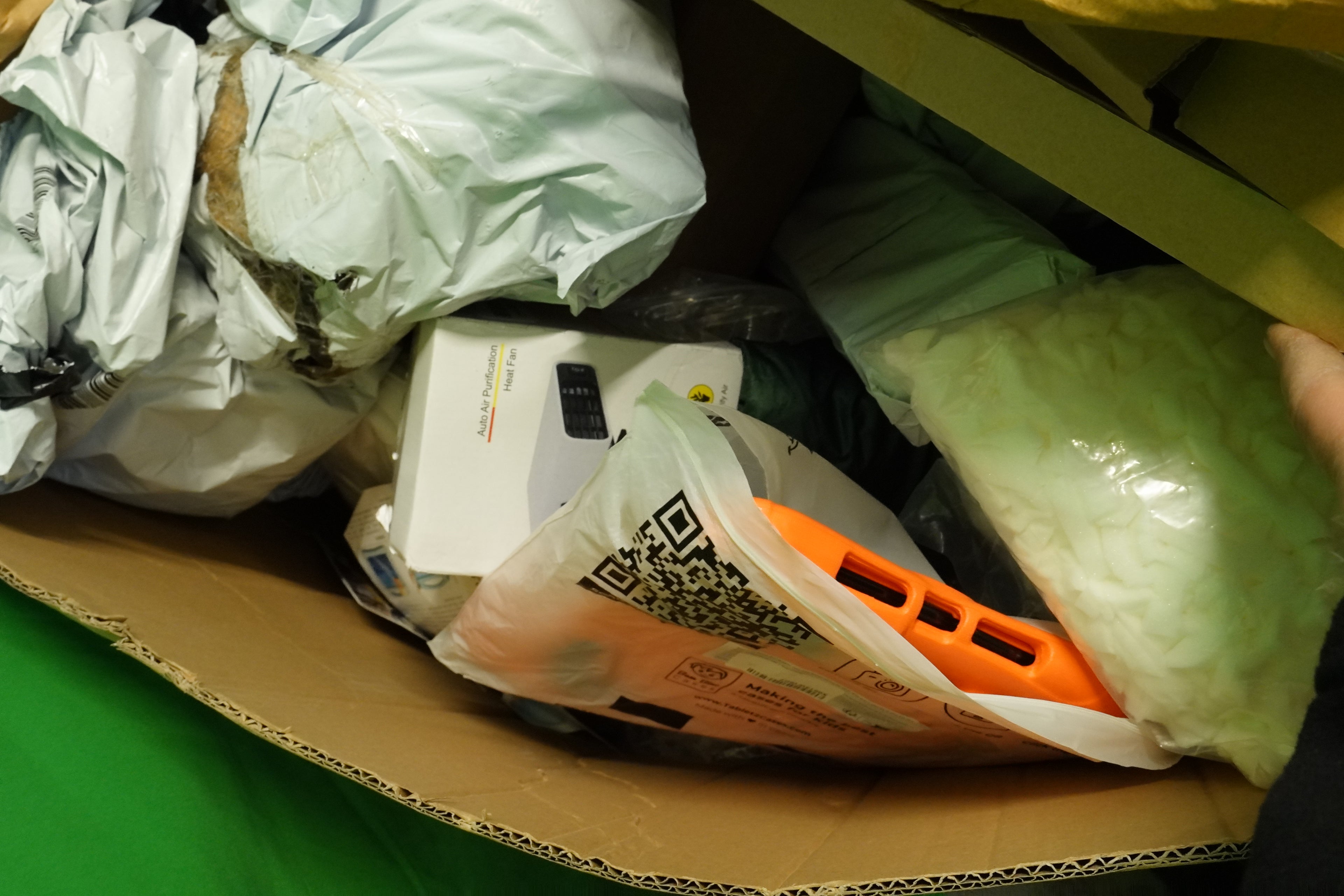 Lot 59 - Amazon Mixed Pallet of New and Returned items