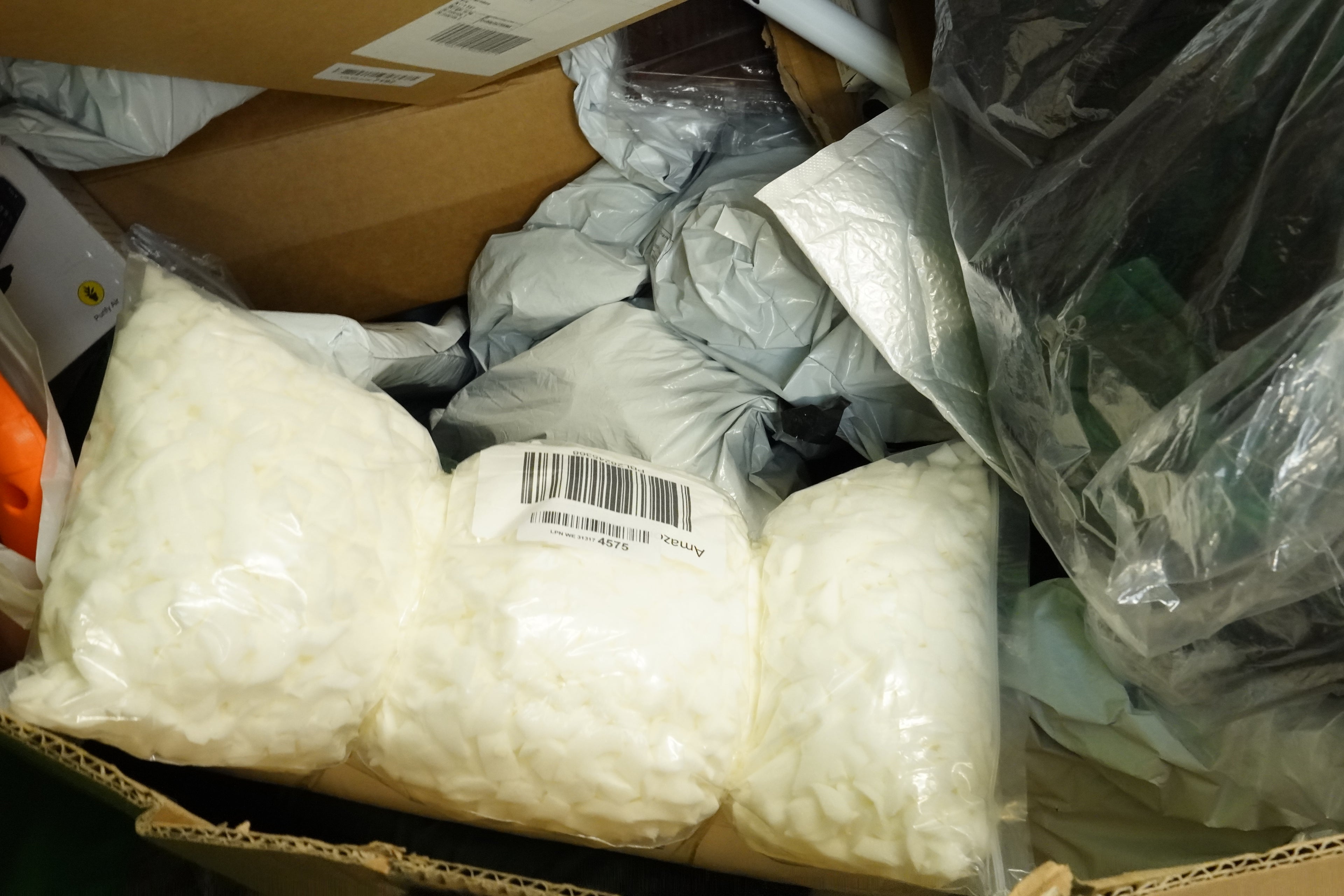 Lot 59 - Amazon Mixed Pallet of New and Returned items