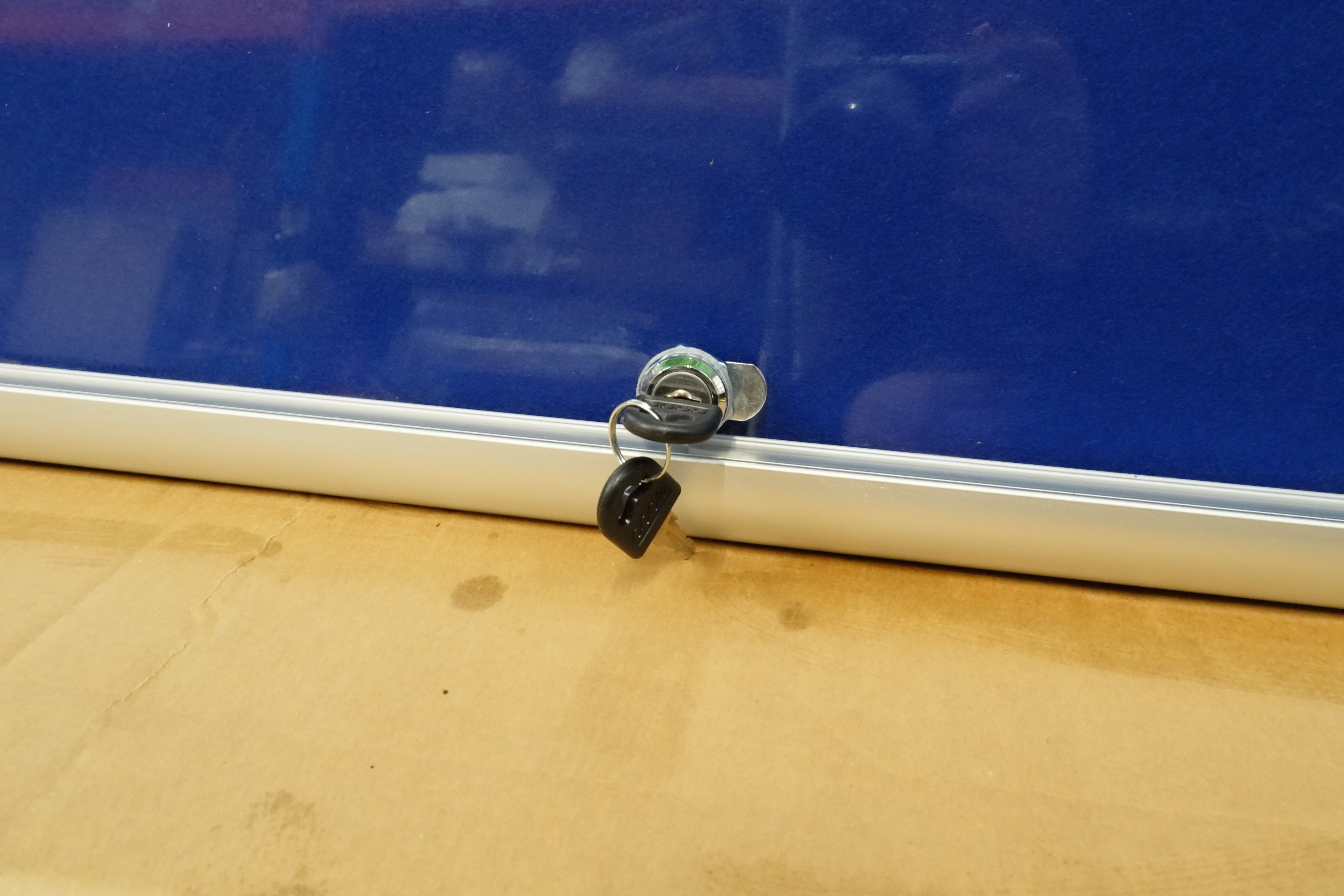 Bulletin Board Lockable Notice Board Fabric Felt Blue 120x90cm Silver Aluminium Frame - COLLECTION ONLY