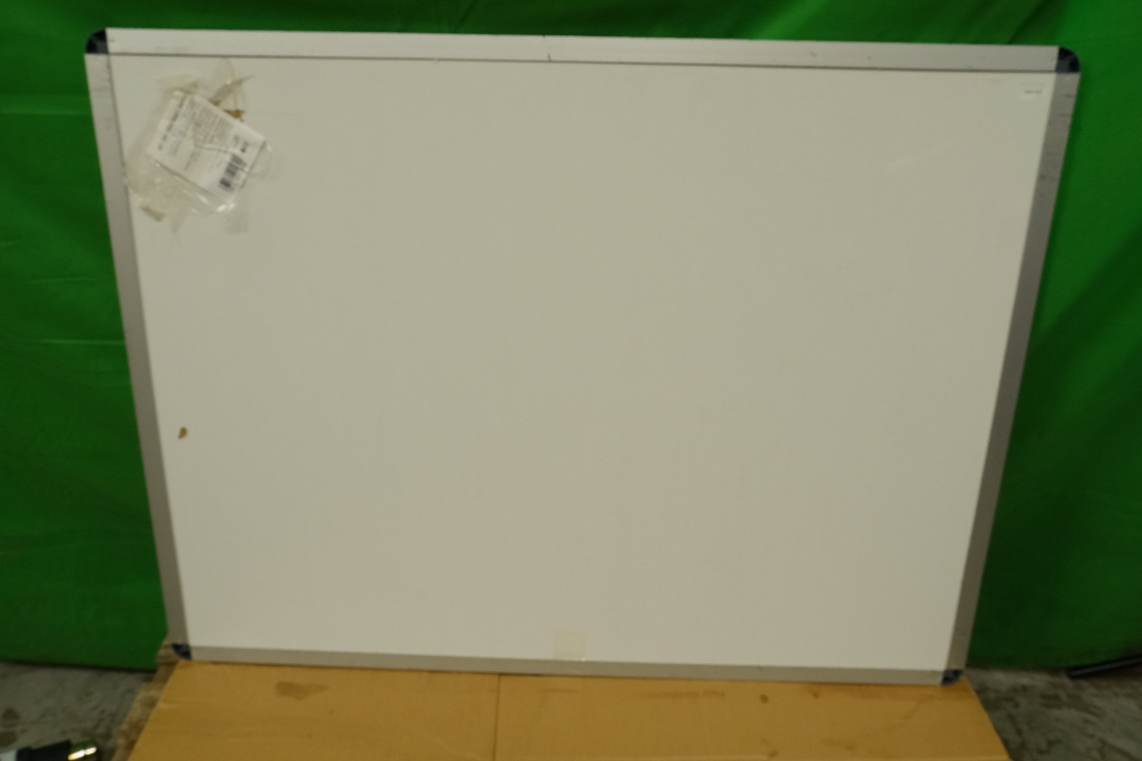 Bulletin Board Lockable Notice Board Fabric Felt Blue 120x90cm Silver Aluminium Frame - COLLECTION ONLY