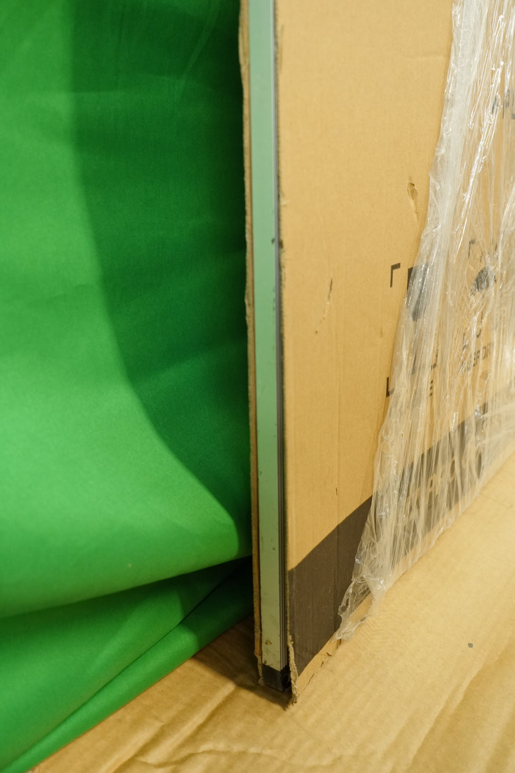 Dry Wipe Magnetic Whiteboard Silver Aluminium Frame W110xH76cm - COLLECTION ONLY