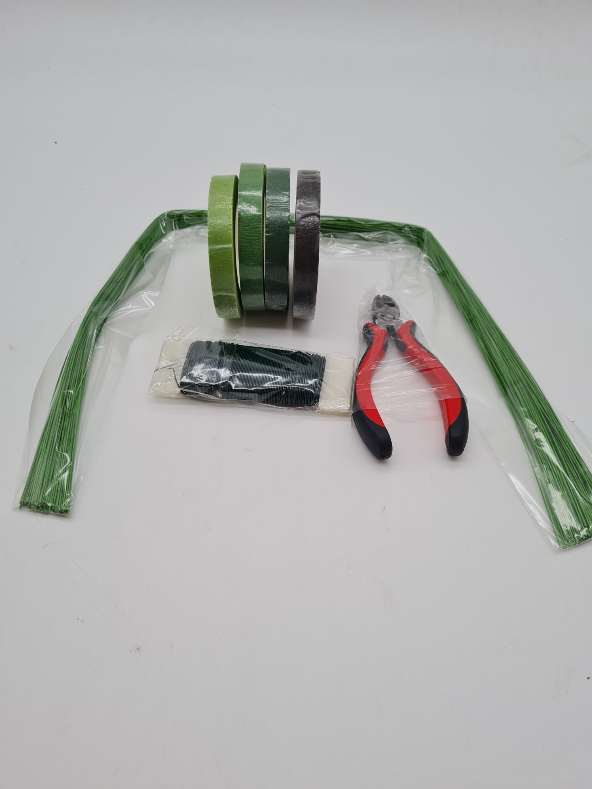 Flower Arranging Tool Kit â€” photograph 2